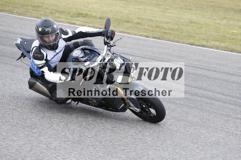 /19 26.05.2025 FREERIDE Training ADR/Gruppe M/22-1